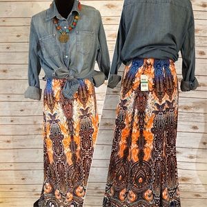 ECI NY NWT Multi Maxi color skirt  Size L